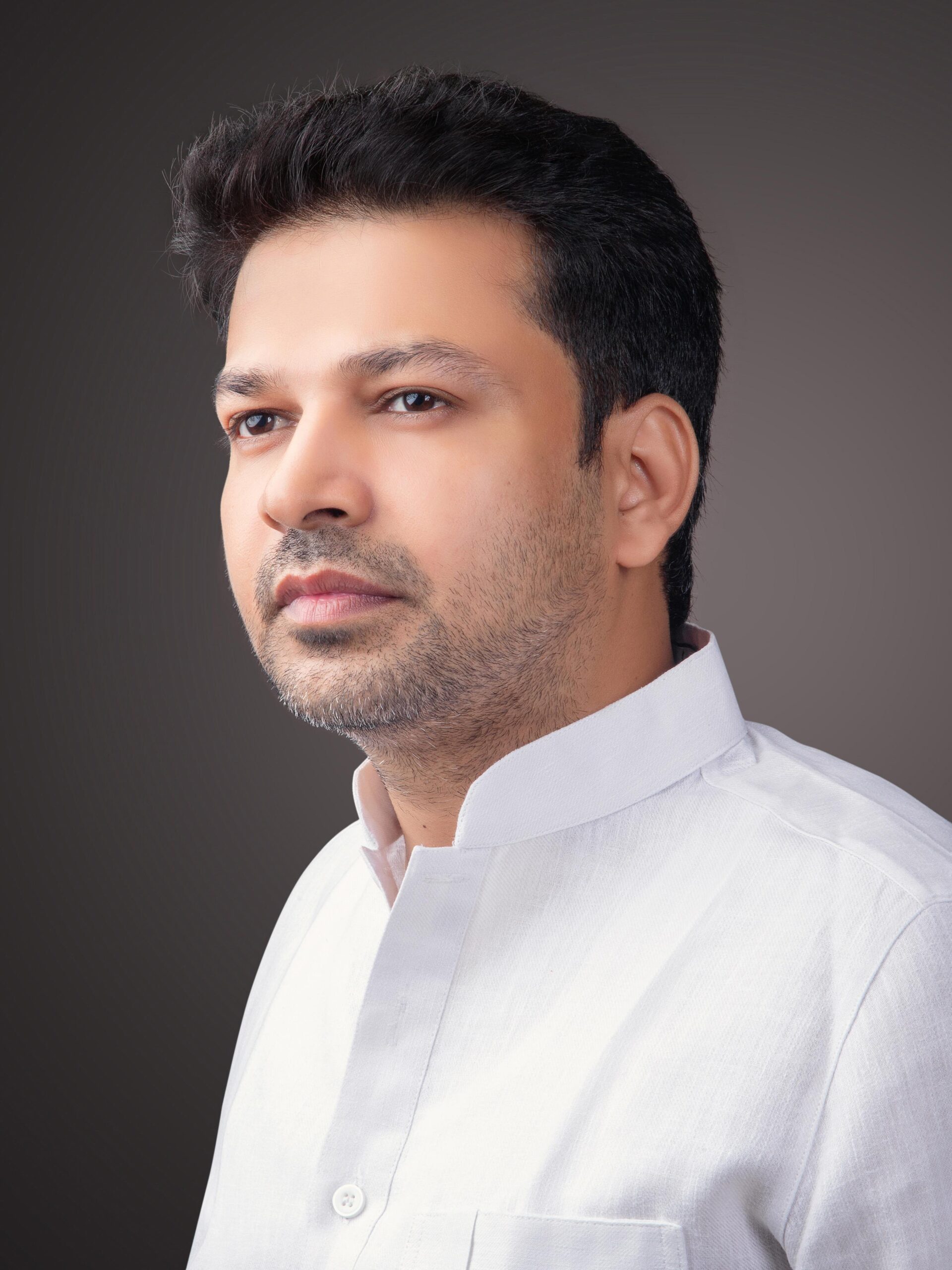 Suresh_tricolonmedia_AICW